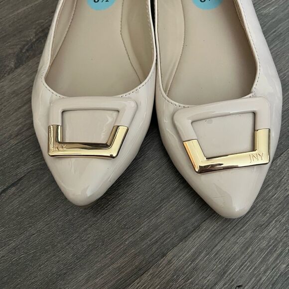 Jones NY Slats size 8.5 Women narrow fit patent leather - Picture 2 of 5